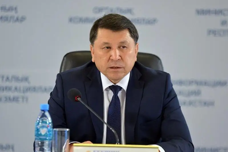 Jandarbek Bekshın: Infektsııadan keıin aǵzamda antıdene tabylmasa, vaktsına saldyramyn