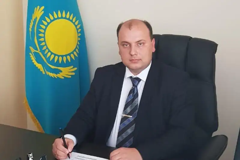 Qazaqstannyń tabystary men jetistikteri Nursultan Nazarbaevtyń esimimen baılanysty - Nıkıta Maksımenko