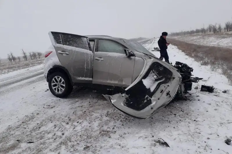 БҚО-да қос автокөлік соқтығысып, 9 адам ауруханаға жеткізілді