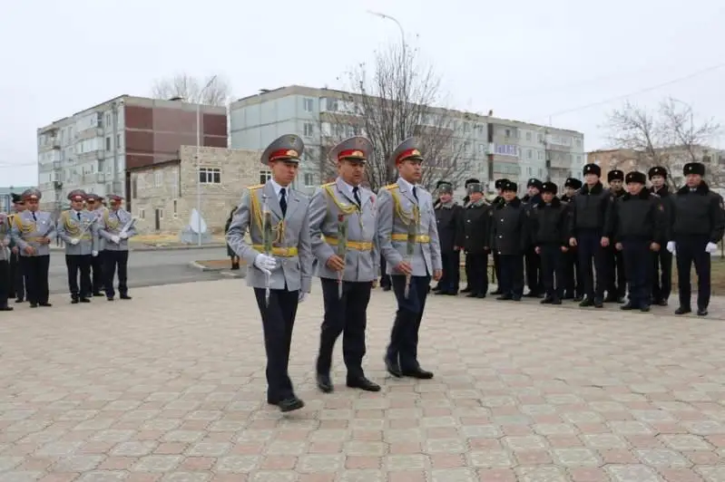 «Qazirgi zaman qaharmany»: Aktsııa Hromtaýda jalǵasty