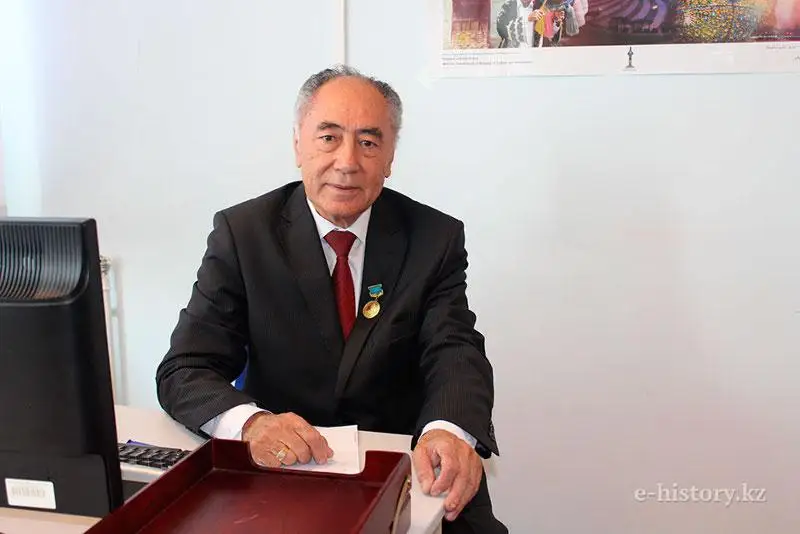 Dıplomat dınastııasy: Syrtqy saıasat ardageri Saılaý Batyrsha-ulymen suhbat