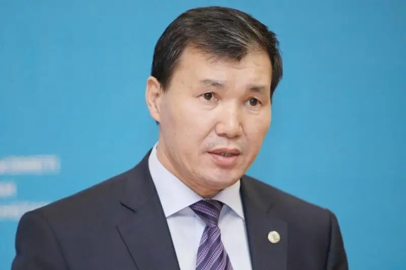 Jemqorlyqpen kúres qyzmetiniń basshysy Atyraý oblysyndaǵy munaı jobalarymen tanysty