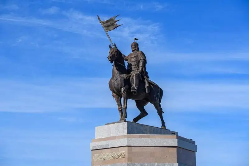 Almaty oblysynda Bóribaı batyrǵa eskertkish ornatyldy