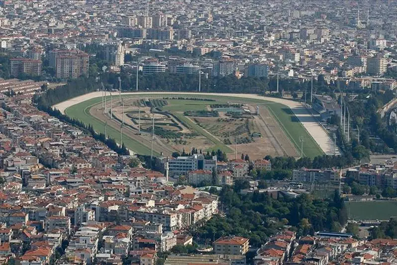 Túrkııada zilzala saldarynan 4 adam mert bolyp, 120 turǵyn jaralandy