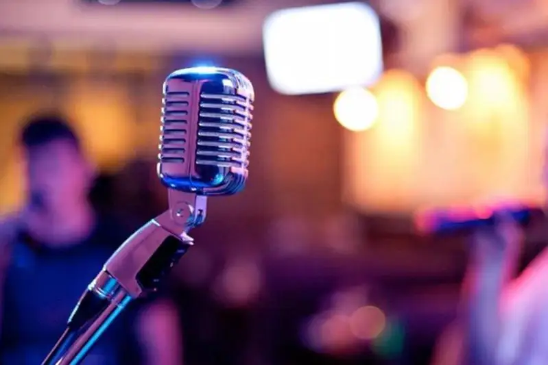 Karantın: Aqtaýda karaoke-klýb qonaqtary polıtseılermen janjaldasty