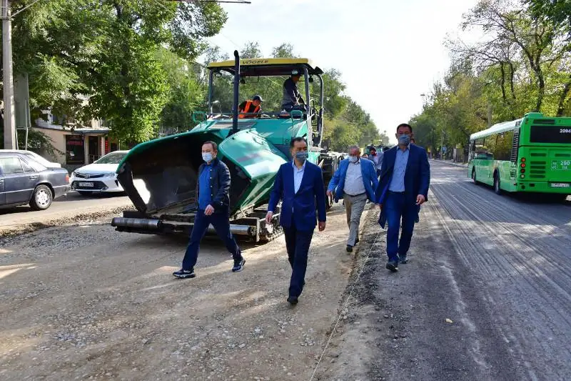 Almatyda qaraýsyz qalǵan ýchaskeden 800 KamAZ qoqys shyǵaryldy