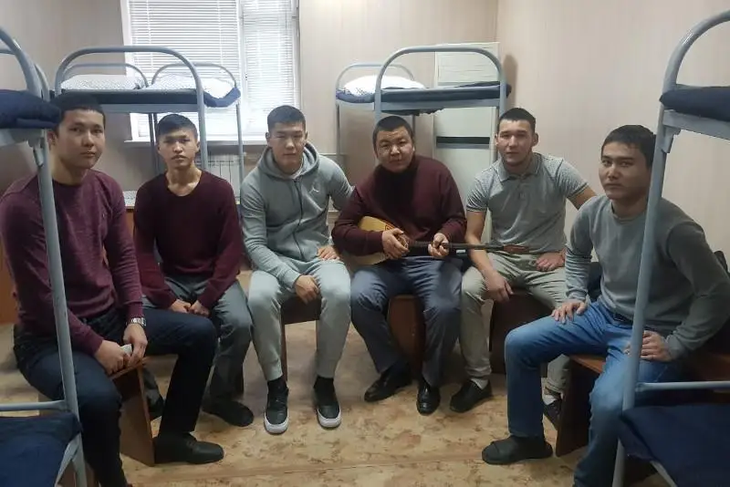 Bokstan álem chempıony Bekzat Nurdáýletov áskerı boryshyn óteýge attandy