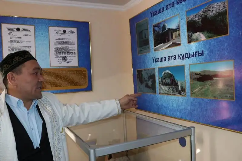 Túrkistan oblysyndaǵy Úkasha ata kesenesinde mýzeı ashyldy