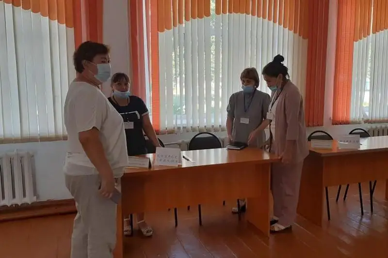 Pavlodar oblysynda baqylaýshylar saılaý ýchaskeleriniń daıyndyǵyn tekserdi