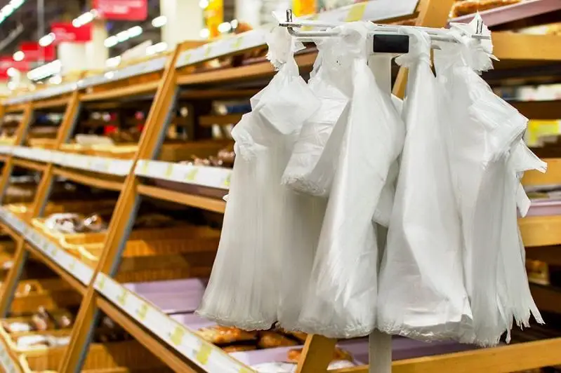 Óskemendik ekologtar polıetılen paketten bas tartpaq