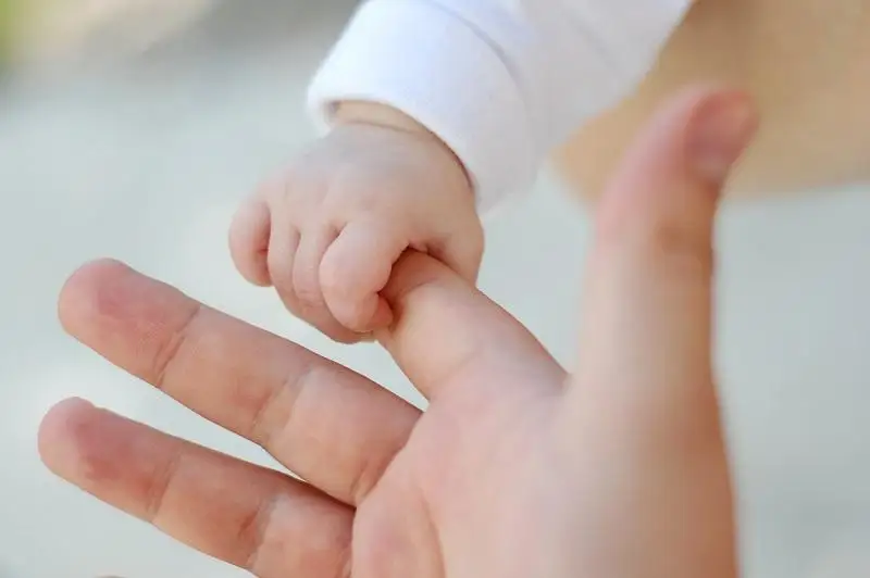 Qala kúni Semeıde 17 náreste dúnıege keldi