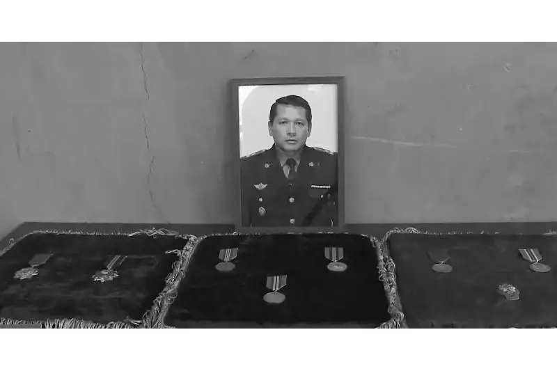 Jambyldyqtar qaza tapqan «Halyq qaharmany» Meıirjan Aımanovty aqtyq saparǵa shyǵaryp saldy