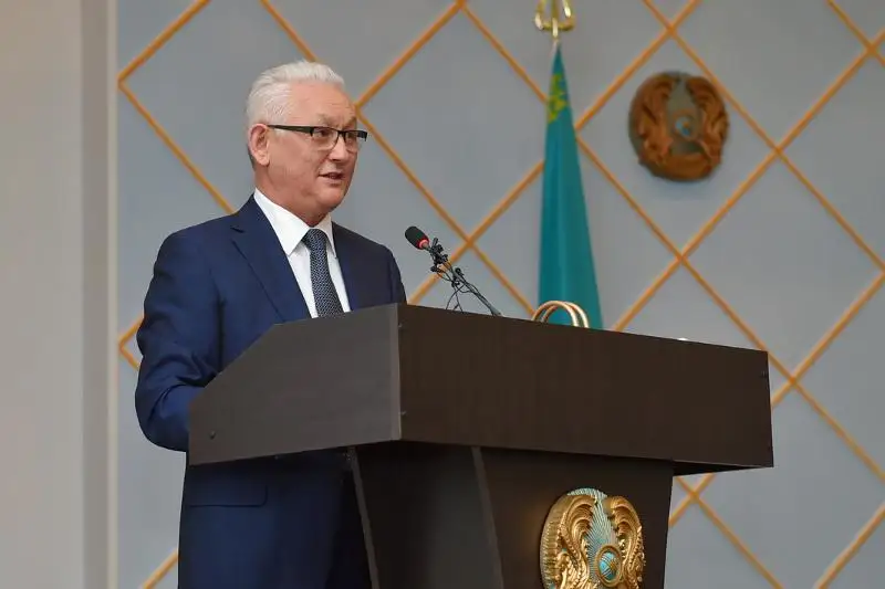 «Eńbek» baǵdarlamasyna ózgerister engizý kerek - senator
