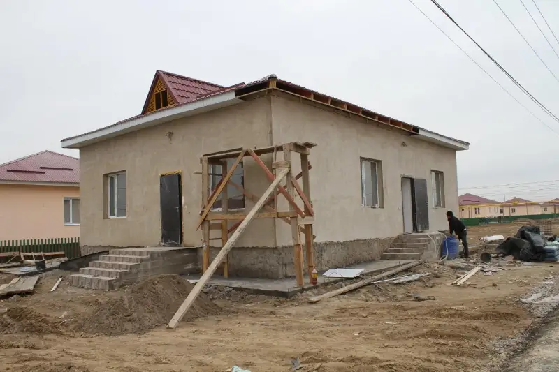 Maqtaaral aýdanynda áleýmettik nysandardyń qurylysy qarqyndy júrgizilýde
