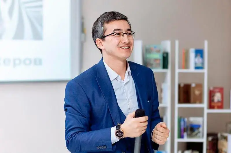 Emın Áskerov: Áleýmettik kásipkerler qoǵamdyq máselelerdi sheship qana qoımaı, bıýdjetti de tolyqtyrady