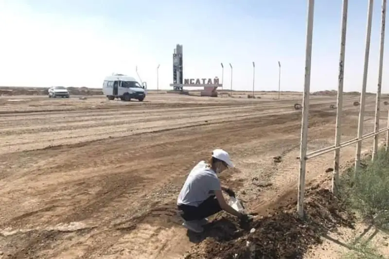 Atyraý oblysynda aınalma jolǵa ne tógilgeni tekserilip jatyr