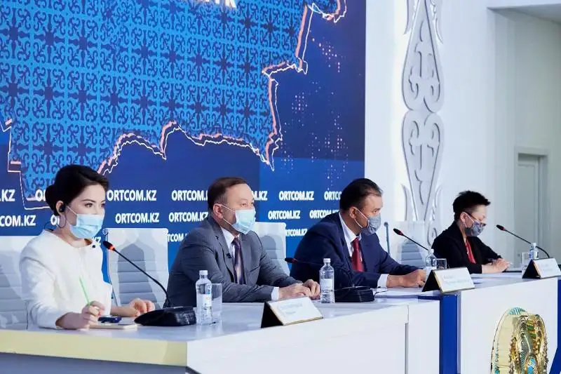 «SQ-Farmatsııa» basshysy Pfizer vaktsınasyn ákelý múmkindigi týraly aıtty