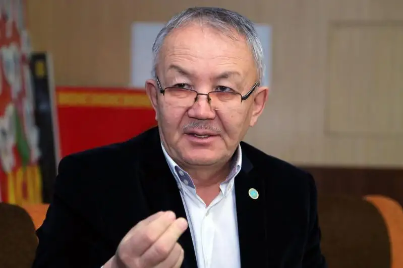 Jambyl Artyqbaev: Tomırıs qaı tilde sóılegen