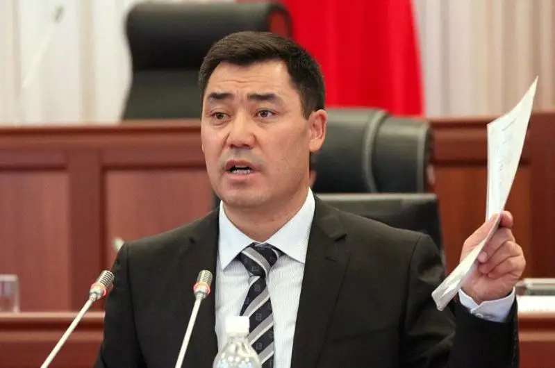 Sadyr Japarov Qyrǵyz prezıdenti saılaýyna túsýiniń erejesin aıtty