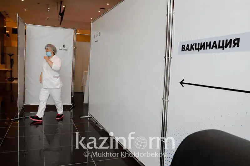 Atyraý oblysynda vaktsınanyń eki komponentin saldyrǵandar 139 myńnan asty