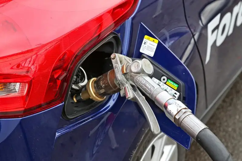 Елордада газ құятын стансаларға шектеу енгізілді