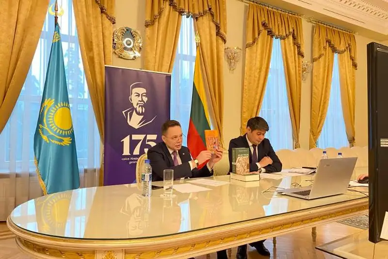 Lıtvada «Abaı joly» romany lıtva tilinde qaıta basylyp shyqty