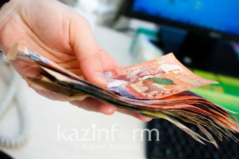 Aqmola oblysy mádenıet basqarmasynyń basshysy 15 mln teńge para aldy dep kúdiktelýde