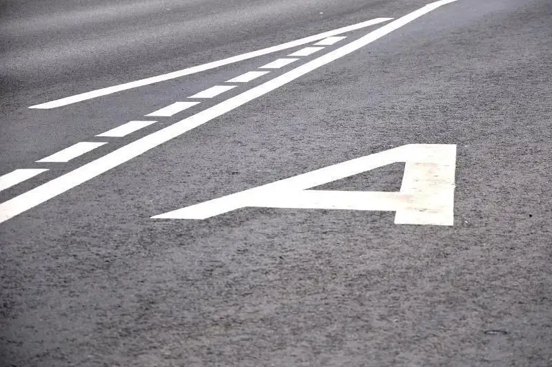 Elordada «Bus Lane» jolaǵy taǵy bir kóshege engiziledi
