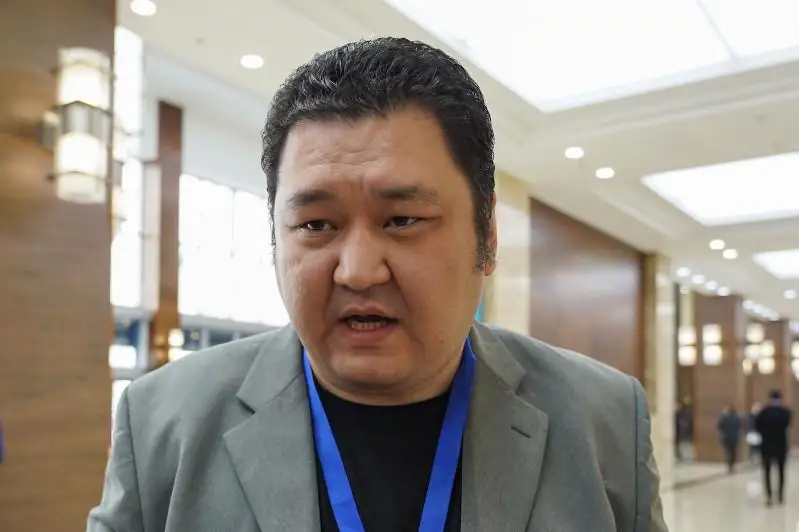 Marat Shıbutov: Bári josparǵa saı kele jatyr – aldaǵy saılaýdyń oń aspektisi de osy