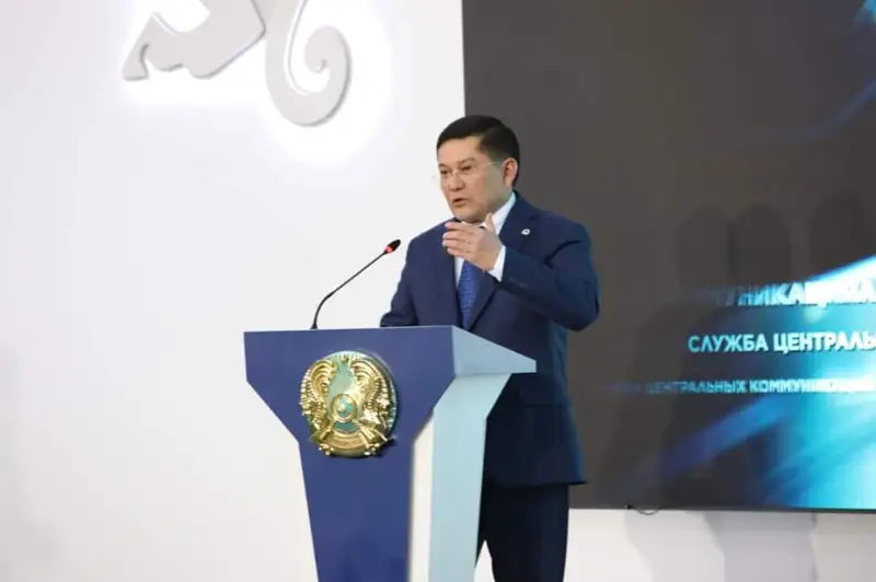 Shymkent Nur-Sultan jáne Almaty qalalaryna qarap boı túzep, megapolıske aınaldy - Erlan Aıtahanov