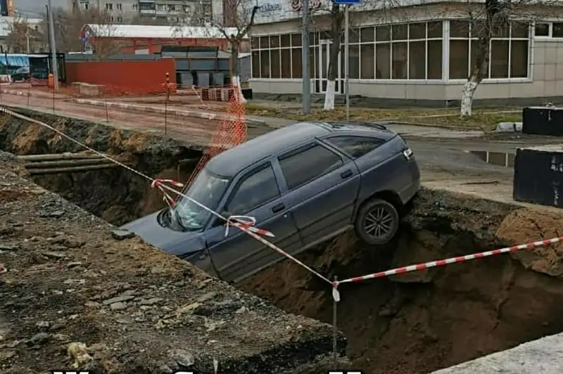 Petropavlda avtokólik shuńqyrǵa túsip ketti