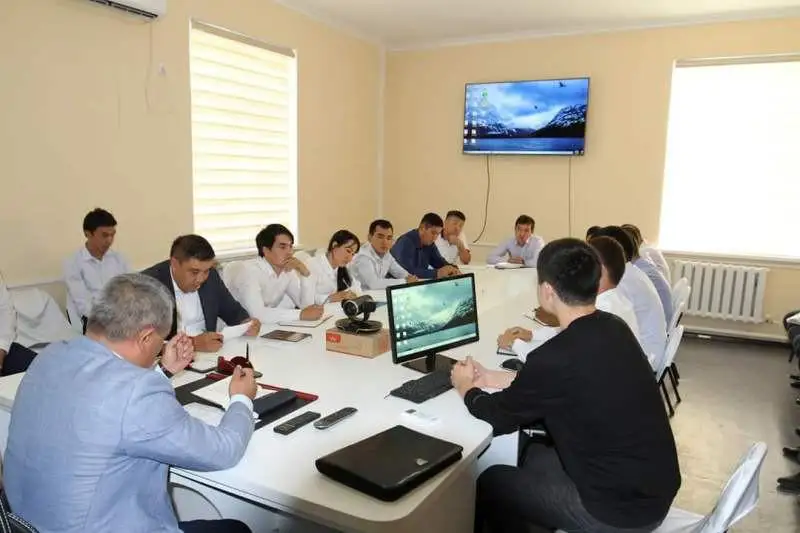 Maqtaaralda memlekettik qyzmetshiler bas qosqan semınar-keńes ótti