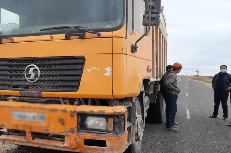 Jambylda júk tasymaly talabyn buzǵan júrgizýshige 900 myń teńge aıyppul salyndy