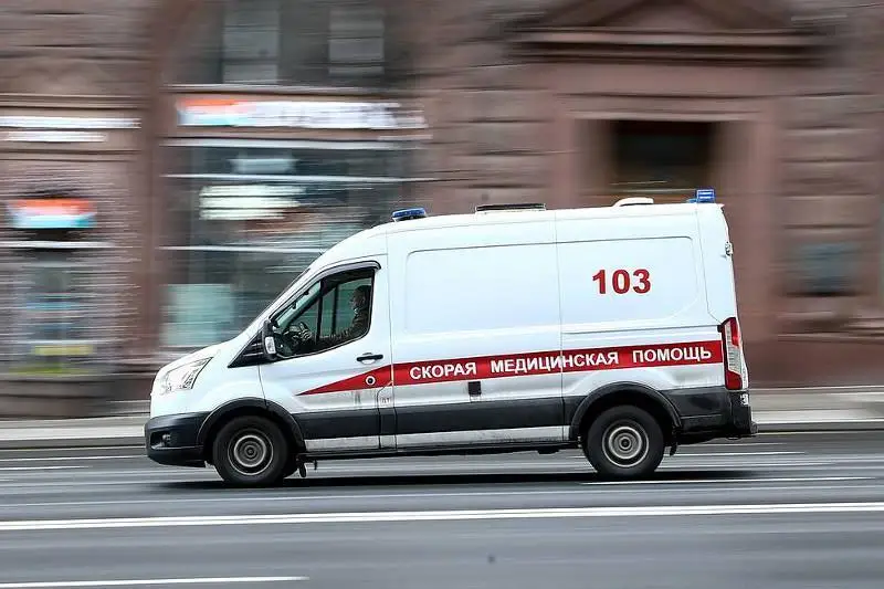 Reseıde Mýrmansk-Adler poıyzynda 87 bala ýlanyp qaldy