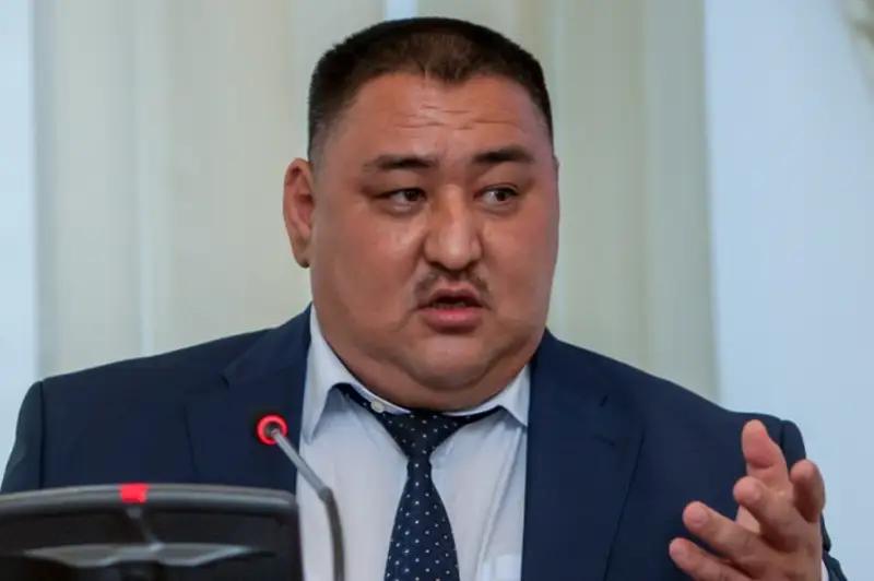 OSK saılaý zańnamasyn túsindirý boıynsha jalǵyz jáne túpkilikti sýbekti emes - Erlan Daýylbaev