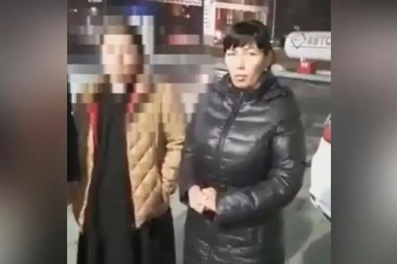 Shymkentte joǵalǵan 12 jasar qyz Almatyǵa bara jatqan avtobýstan tabyldy