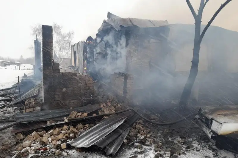 Мужчина погиб при пожаре в собственном доме в СКО