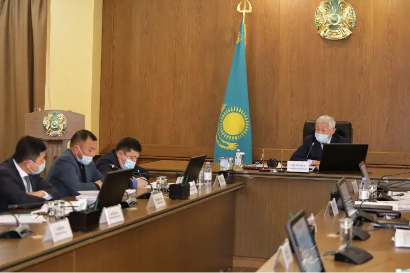 Сапарбаев Таразда пәтерлердің суық болуына қатысты жауаптыларды сынға алды