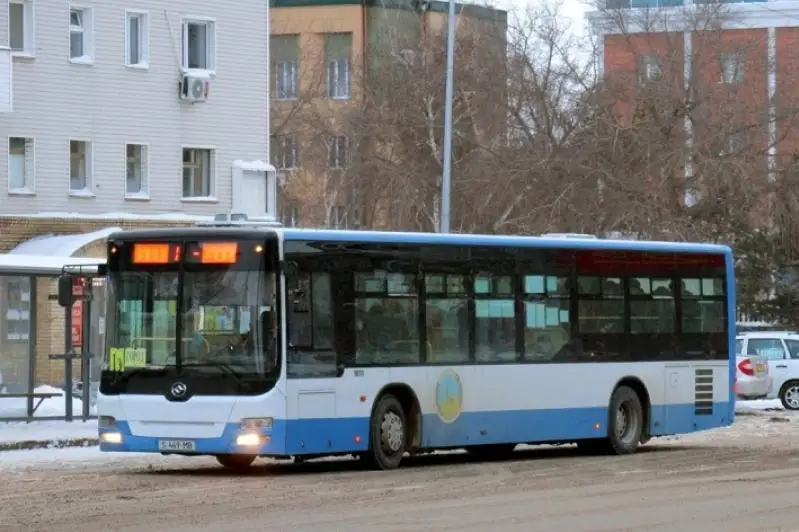 Pavlodarda avtobýs tasymaldaýshylary jaldaý aqysyn arzandatýdy talap etti