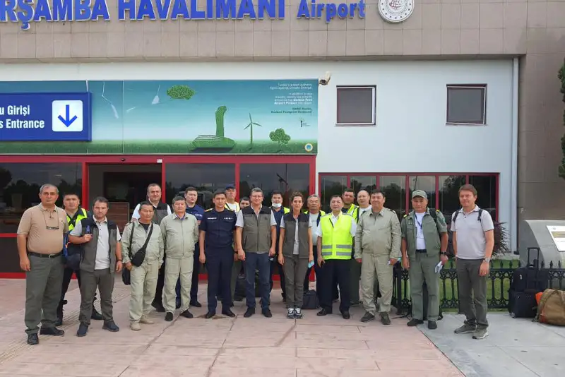 Qazaqstan tikushaqtary Túrkııa Respýblıkasyna jetti