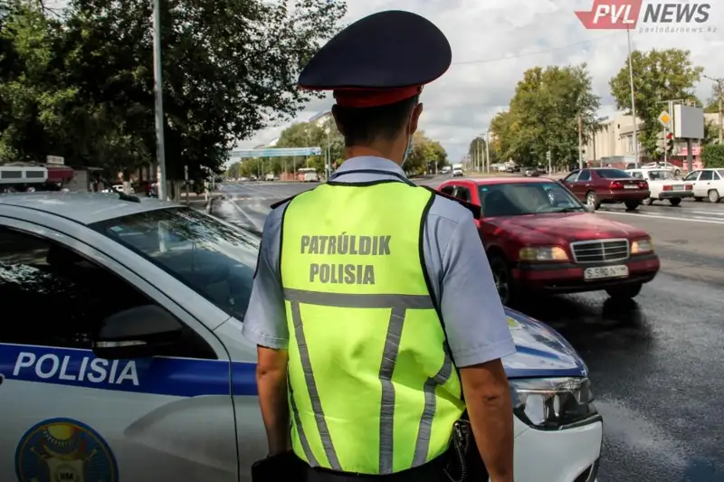 Berlın turǵyny pavlodarlyq polıtseıge alǵys aıtty