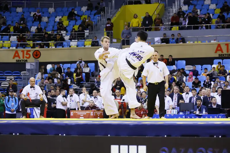 Bes qazaqstandyq sportshy KWU  kıokýshınkaıdan ÁCh fınalyna ótti