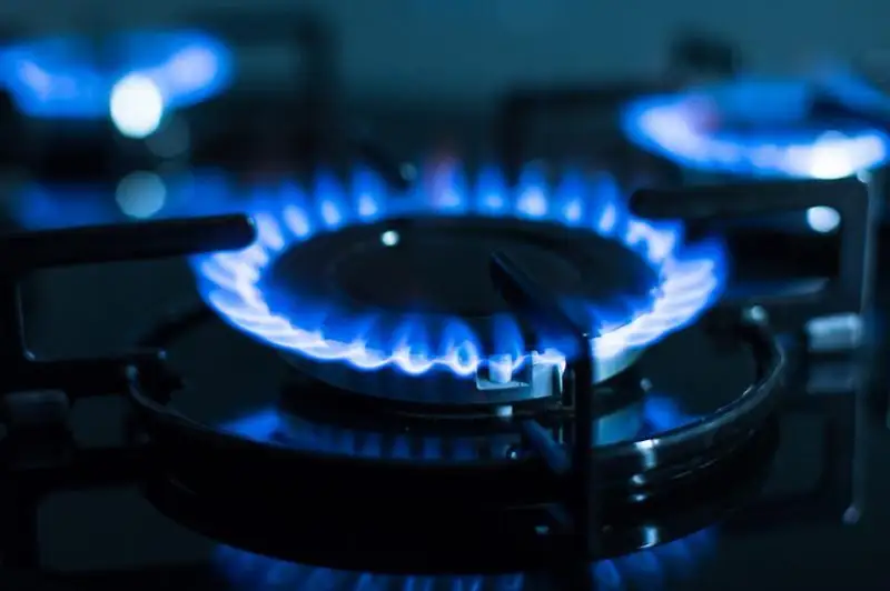 Elordada turǵyn úı keshenine 17 saǵat gaz berilmegen