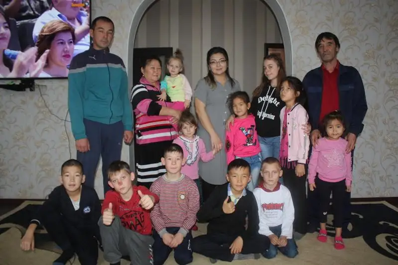 Военный исполнил желание детей, мечтавших о собственной семье