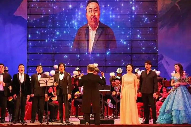 Bishkekte «Abaı aqynǵa myń taǵzym» kontserti ótti