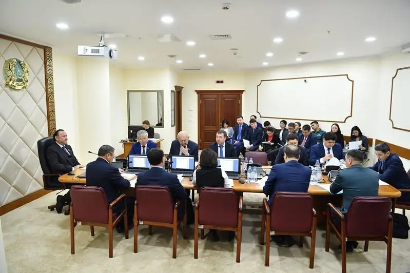 «Báıterek» ǵarysh keshenin qurý: Senatta Reseımen kelisimniń sharttary qaraldy