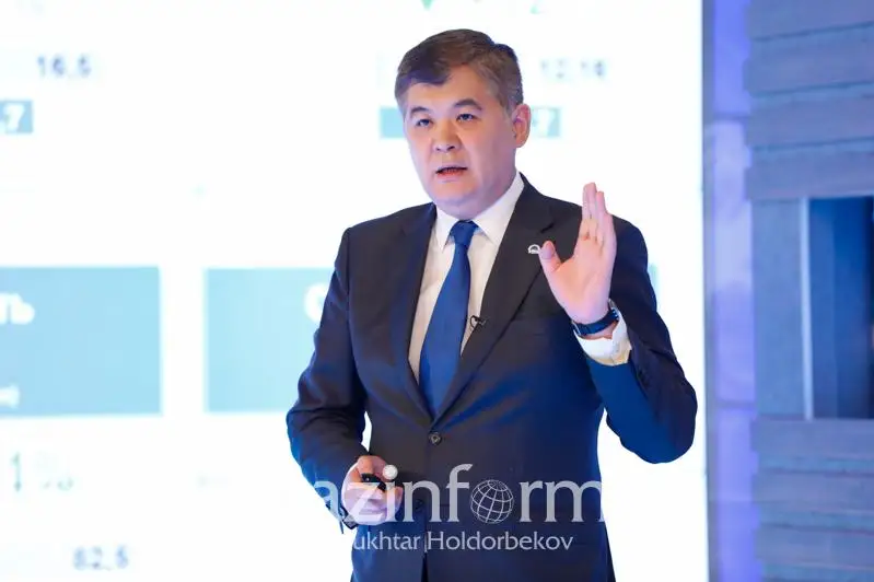 Eljan Birtanov tegin dári-dármektiń satylýymen kúres qalaı júrgiziletinin aıtty