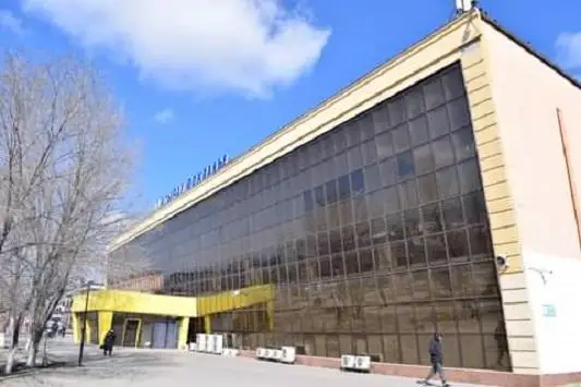 Atyraýda temirjol vokzalyn keńeıtý josparlanyp otyr