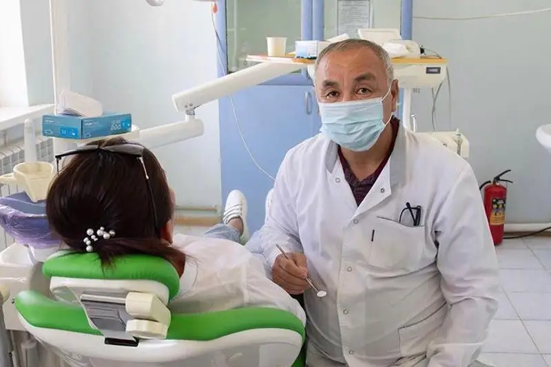 Kóp aýylda turǵyndar qarapaıym medıtsınalyq kómekke muqtaj - dáriger