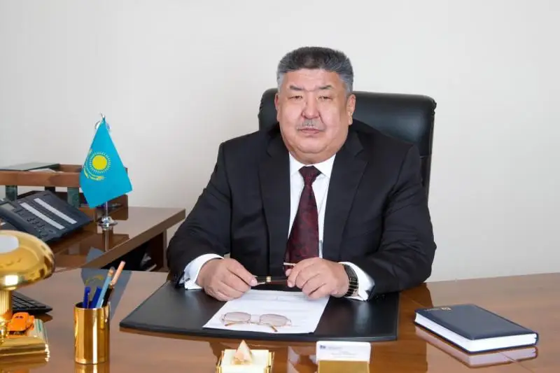 Batysqazaqstandyq kásipker arnaıy qorǵa 10 mln teńge aýdardy
